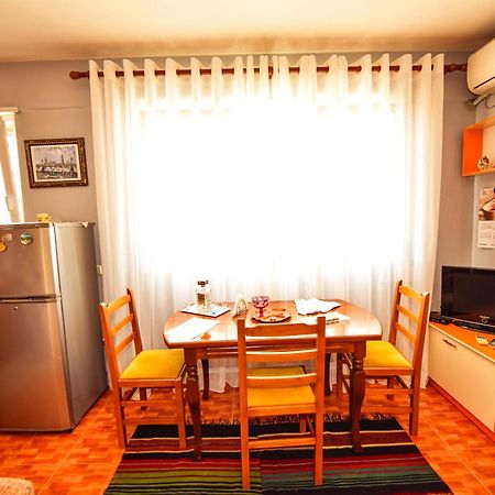 Ferienwohnung Apartamento Del Capitan Shkodra Exterior foto