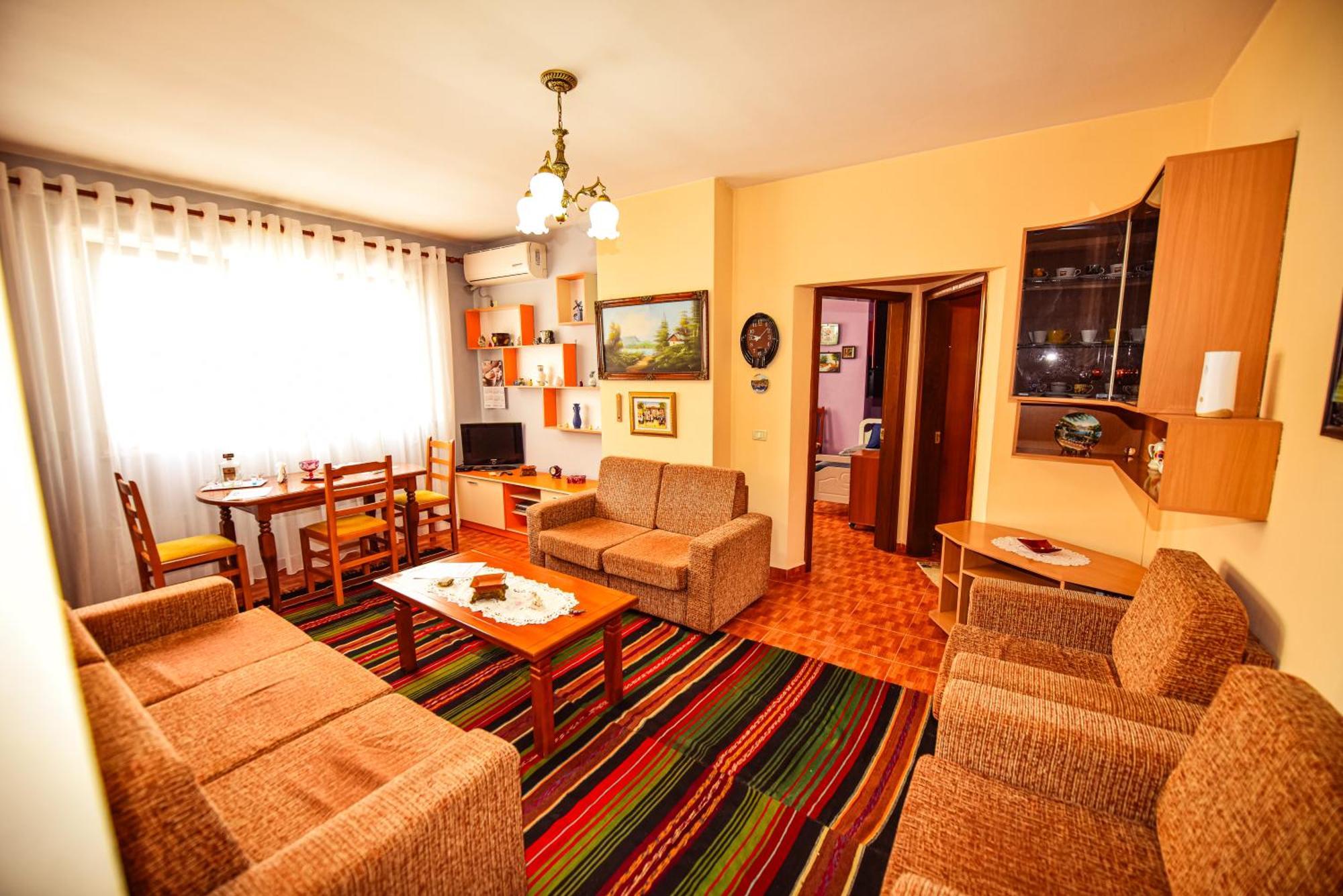 Ferienwohnung Apartamento Del Capitan Shkodra Exterior foto